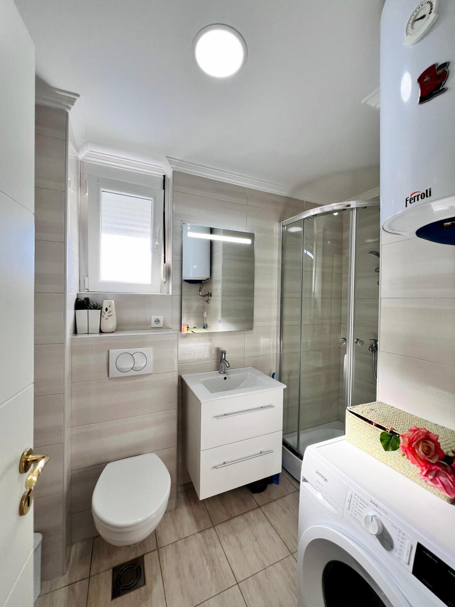 Anja Apartment_City Center_ Бар Экстерьер фото