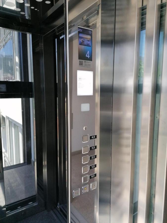 Anja Apartment_City Center_ Бар Экстерьер фото
